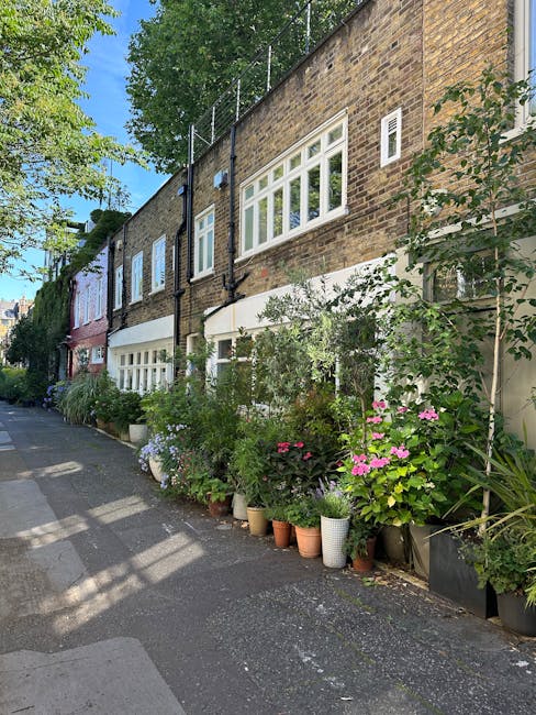 https://flowerdeliverysurreyquays.co.uk/blog/why-southwark-council-rules-matter-for-planting-flowers-on-verges/